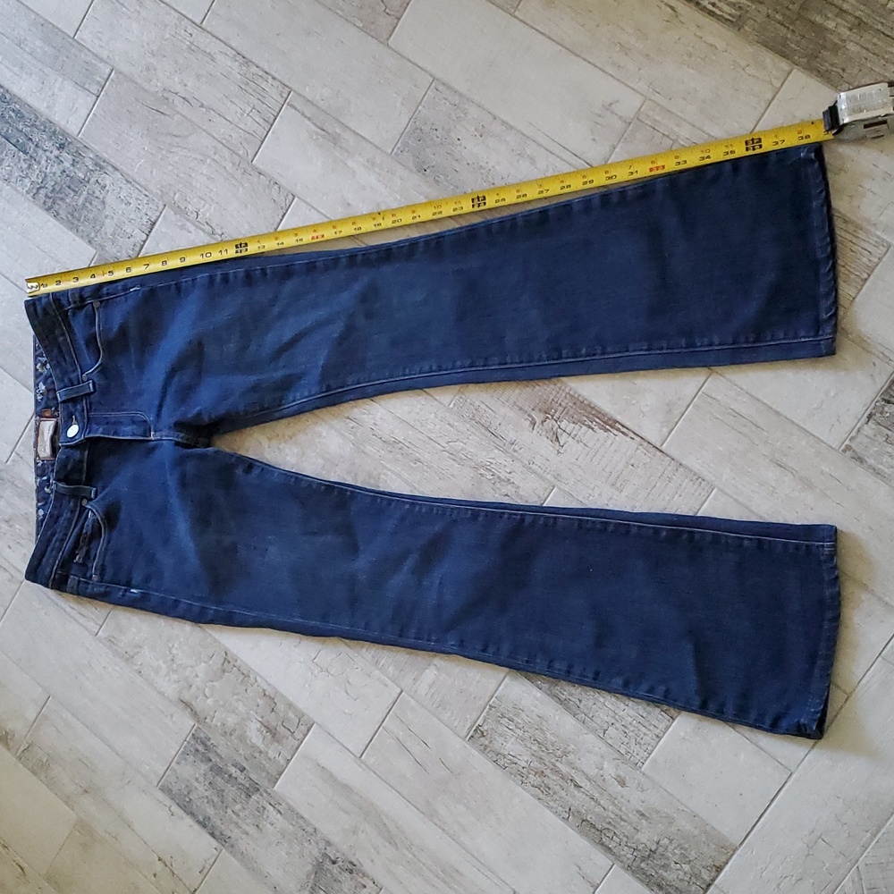 Paige Premium Denim Size 27 Hollywood Hills Medium Wash Boot Cut